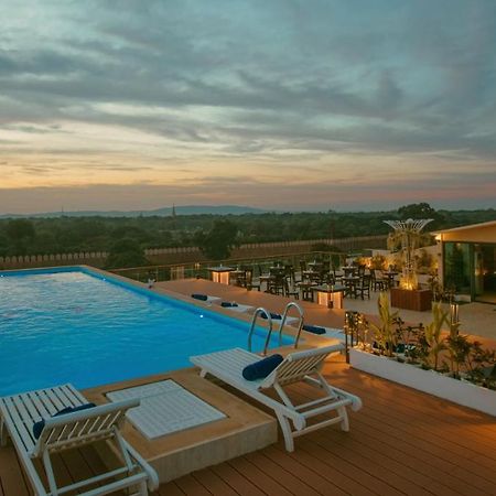Sunset Palace View Suites Μανταλέι Εξωτερικό φωτογραφία