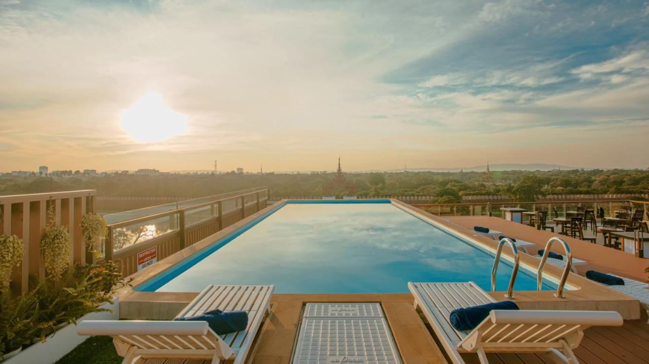 Sunset Palace View Suites Μανταλέι Εξωτερικό φωτογραφία